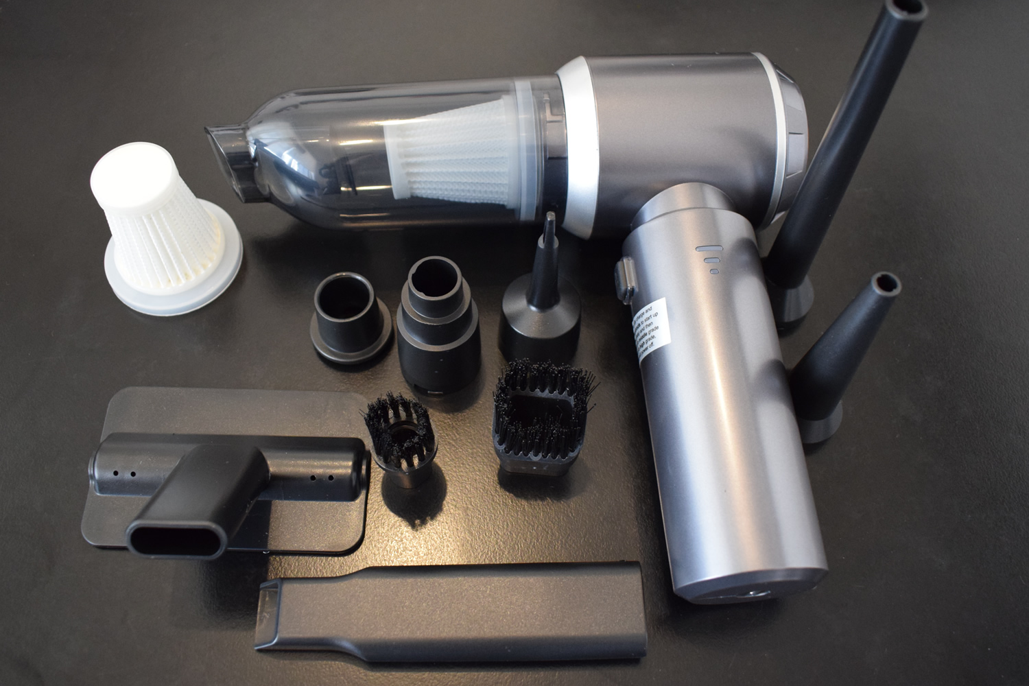 Boquillas y cepillo suave para limpieza de puertos y teclado